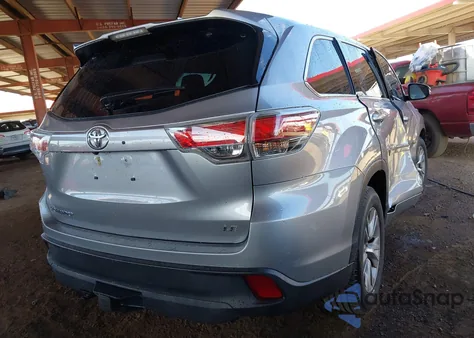 2015 Toyota Highlander Le Plus V6 z USA, uszkodzony, nr VIN 5TDZKRFH2FS058961